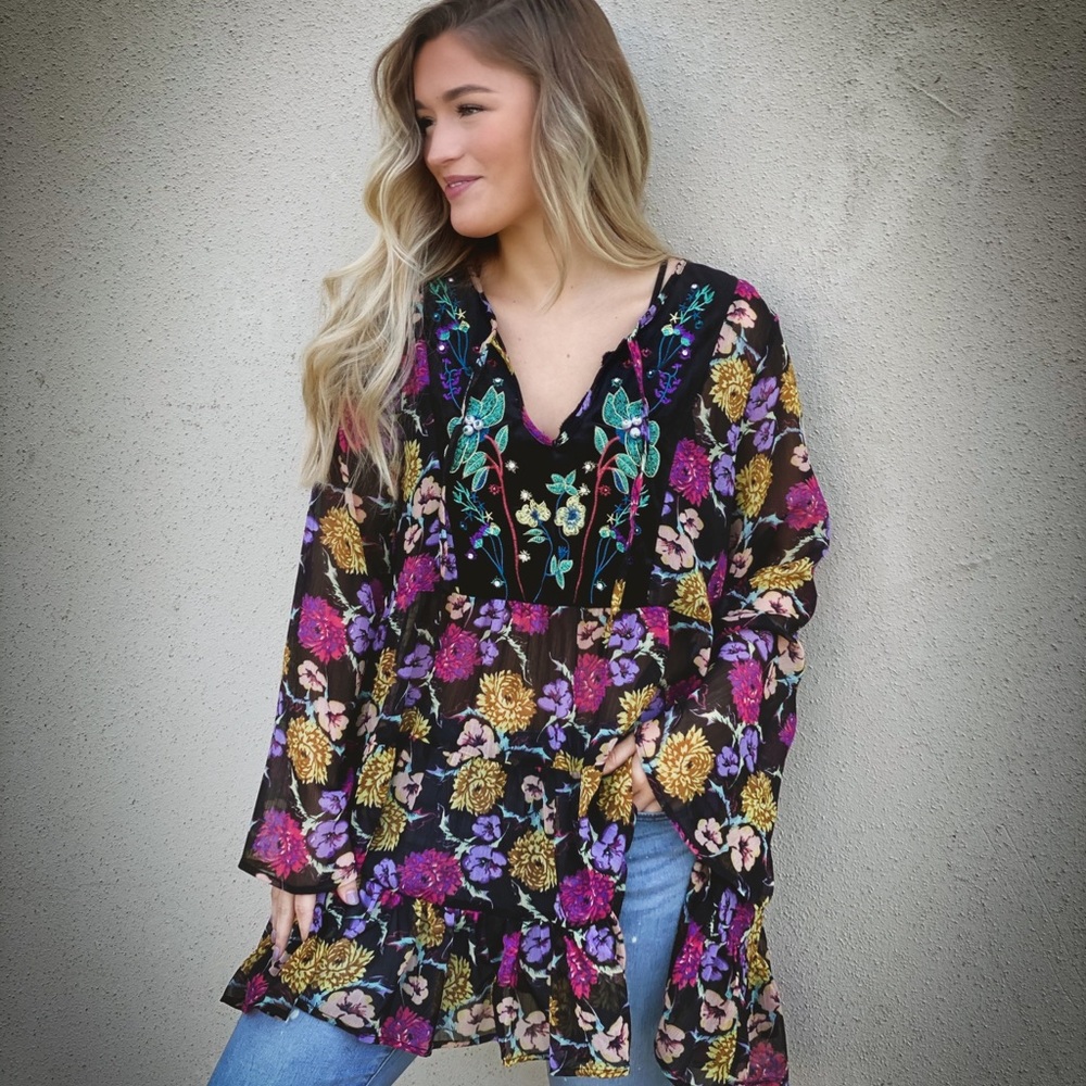 Aratta ‘Enchanted’ Tunic